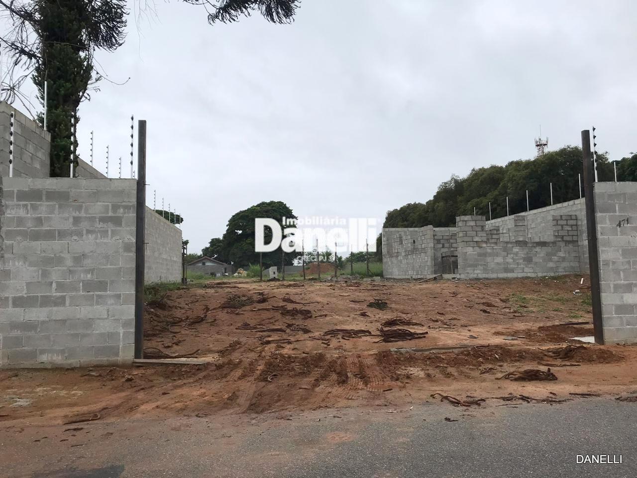 Área à venda no Jardim Santa Tereza: 